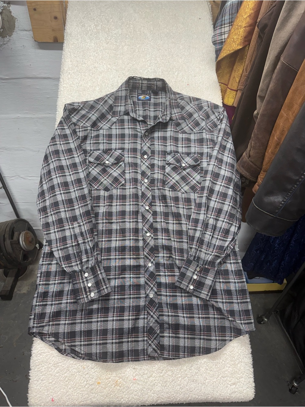 Falcon Bay Men's Plaid Western snap Down Shirt Black/Grey size XLT
